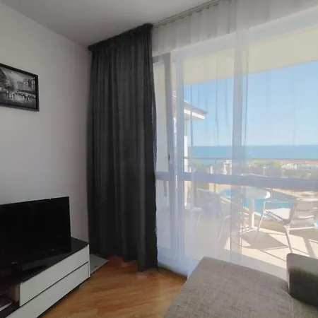 Byala Fortuna Cape 3 Lux